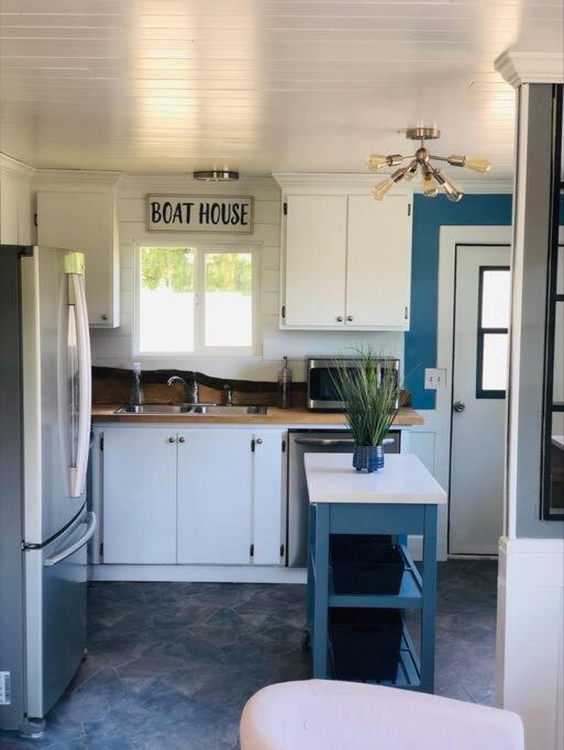 Beautiful Oceanview Retreat 2 Bedroom Home Port Hadlock-Irondale Exterior photo
